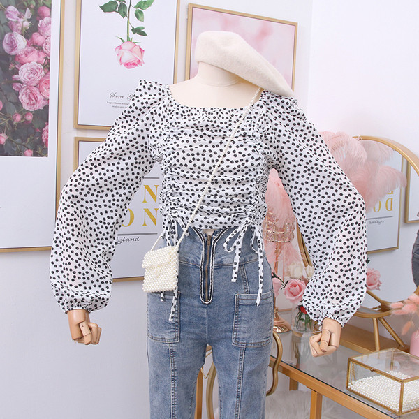 Γυναικεία μπλούζα με floral μοτίβα και τετράγωνη λαιμόκοψη - διάφορα χρώματα