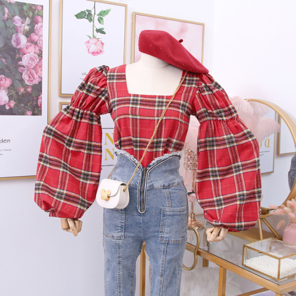Καρό γυναικεία μπλούζα με τετράγωνη λαιμόκοψη και φαρδιά μανίκια - διάφορα χρώματα