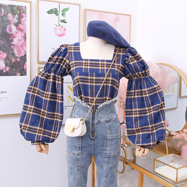 Καρό γυναικεία μπλούζα με τετράγωνη λαιμόκοψη και φαρδιά μανίκια - διάφορα χρώματα