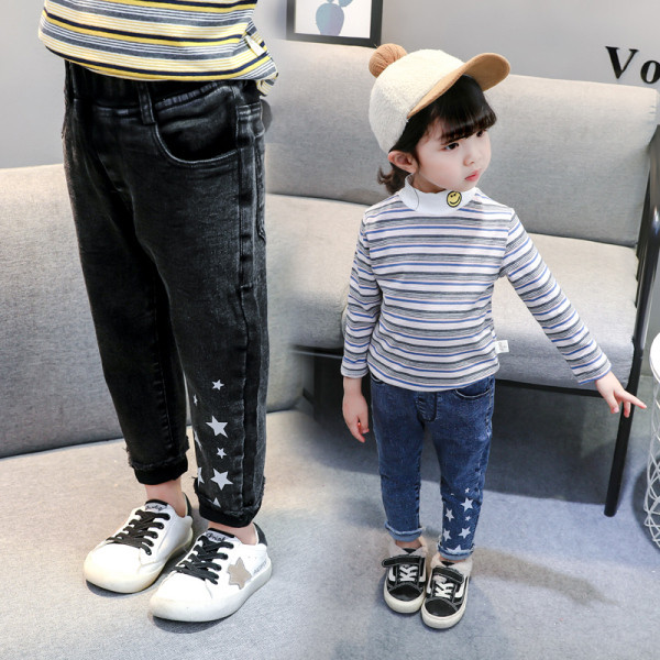 Modern, kék és fekete gyerekfarmer, rátéttel lányoknak