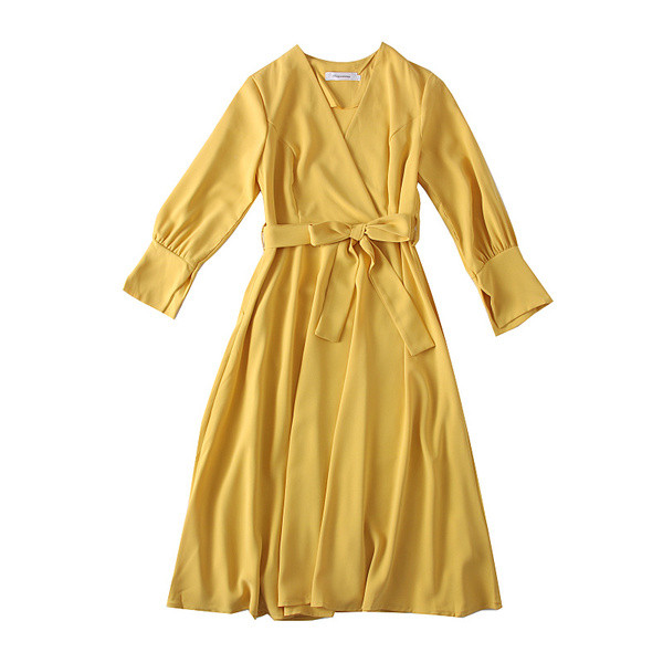 Új modell női ruha spitz nyakkivágással és övvel öt színben