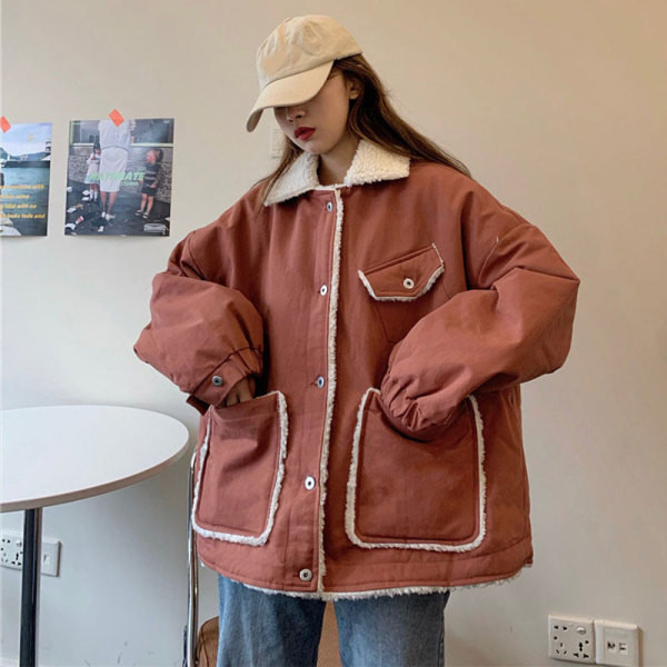 Γυναικείο καθημερινό κοντό παλτό σε μοντέλο σε δύο χρώματα