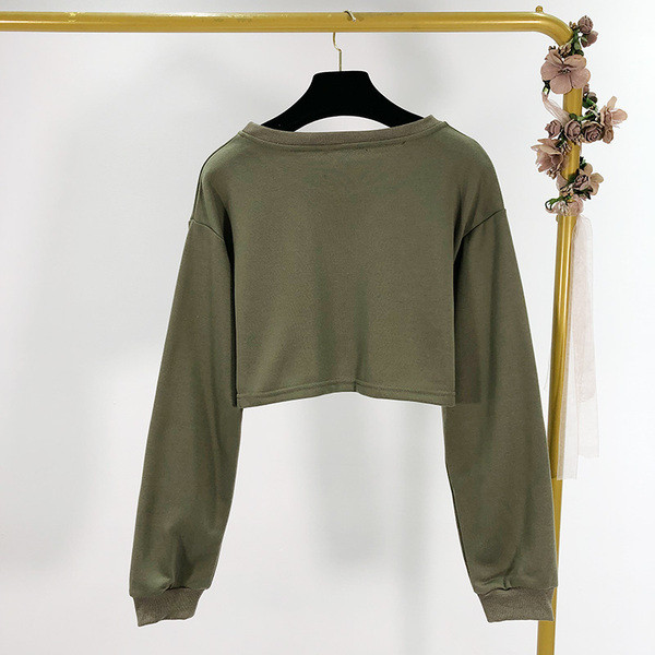 Κοντύ casual μπλούζα με ωοειδές ντεκολτέ και μακρύ μανίκι σε πράσινο χρώμα