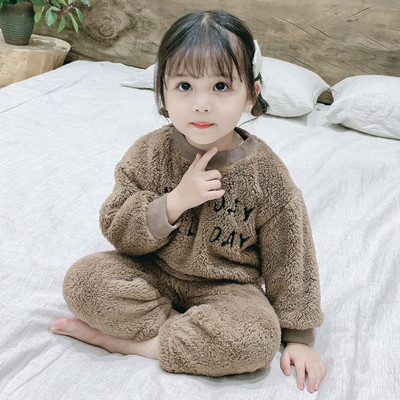 Παιδική πιτζάμα για κορίτσια σε δύο χρώματα από δύο κομμάτια με κεντήματα