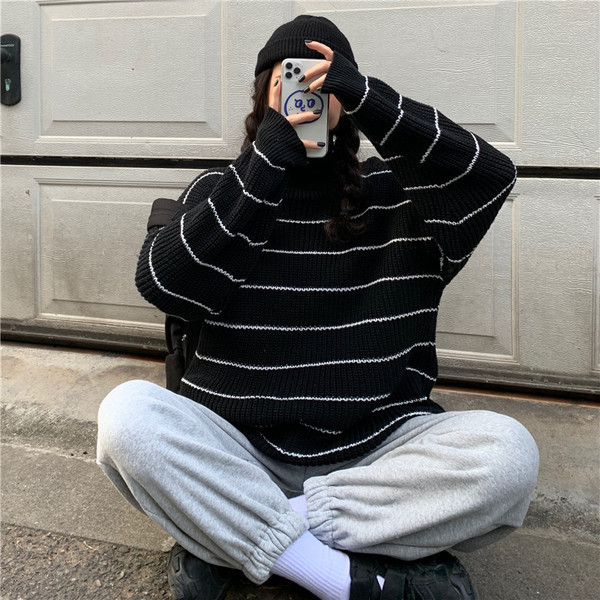 Női alkalmi pulóver széles modell magas gallérral