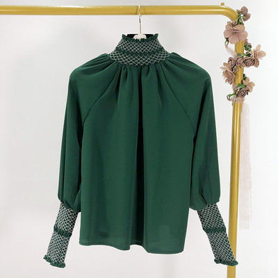 Γυναικεία casual μπλούζα με ελαστικό γιακά σε πράσινο και μπλε χρώμα