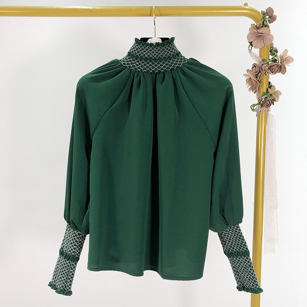 Γυναικεία casual μπλούζα με ελαστικό γιακά σε πράσινο και μπλε χρώμα