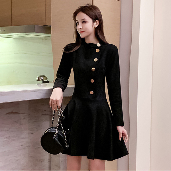 Rochie de dama de toamna-iarna cu inchidere laterala de culoare neagra