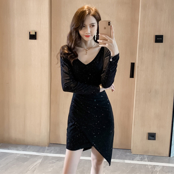 Νέο μοντέλο γυναικείο κομψό φόρεμα με λαιμόκοψη και μακρύ μανίκι γκρι και μαύρο χρώμα