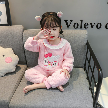 Παιδική πιτζάμα για κορίτσια σε ροζ και κίτρινο χρώμα με κεντήματα