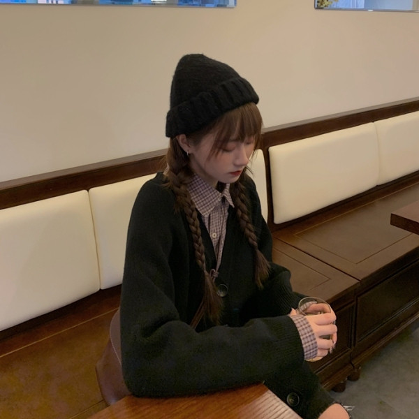 Női modern hosszú kardigán széles modell szürke és fekete színben