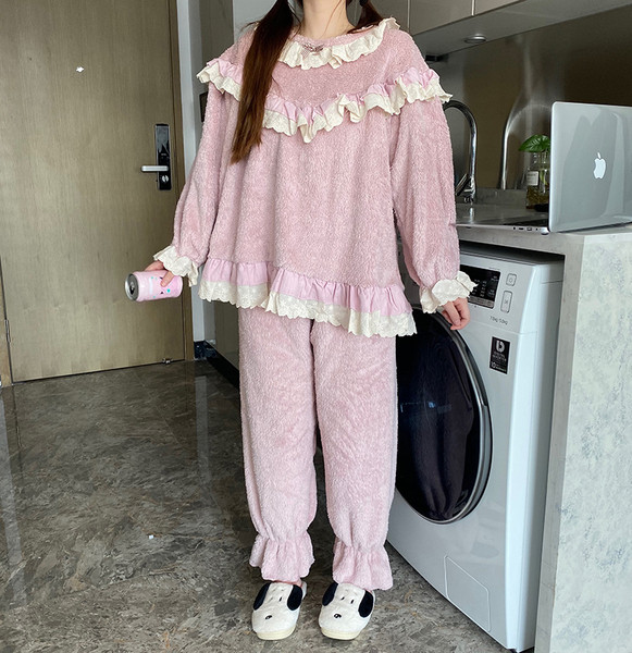 Női topik pizsama rózsaszín színben, ovális nyakkivágással