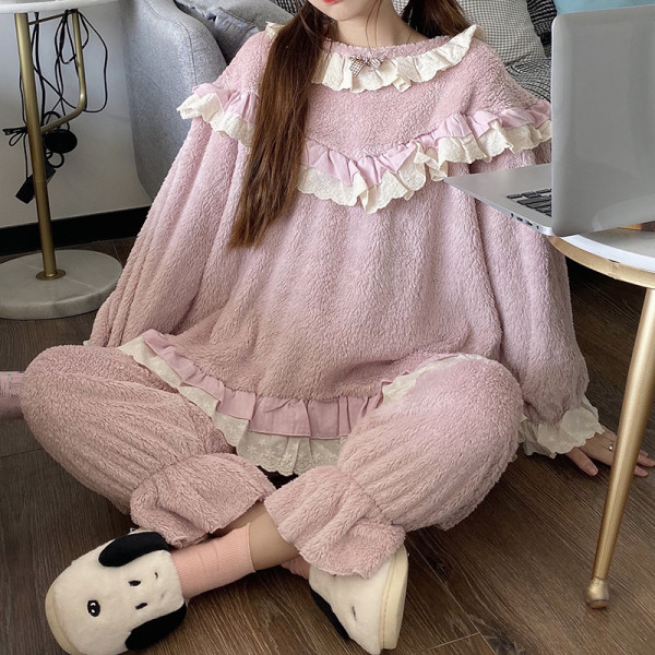 Női topik pizsama rózsaszín színben, ovális nyakkivágással