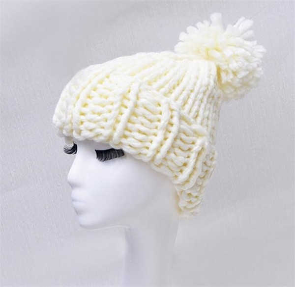 Χειμερινό πλεκτό  γυναικείο καπέλο σε διάφορα χρώματα
