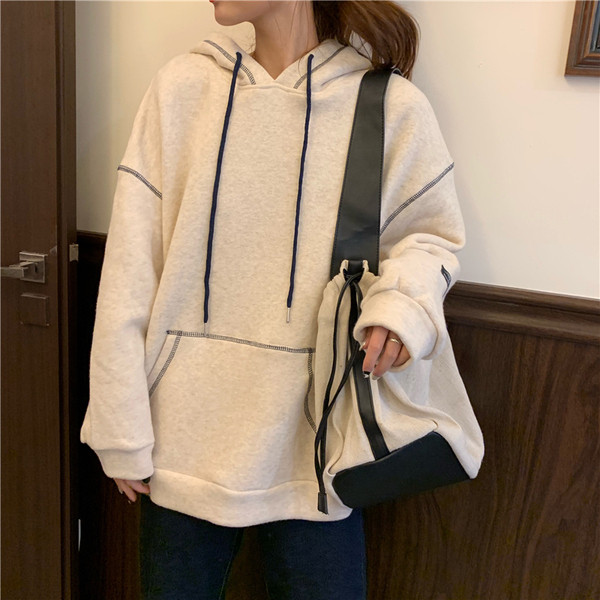 Γυναικείο αθλητικό φούτερ φαρδύ  μοντέλο με κουκούλα