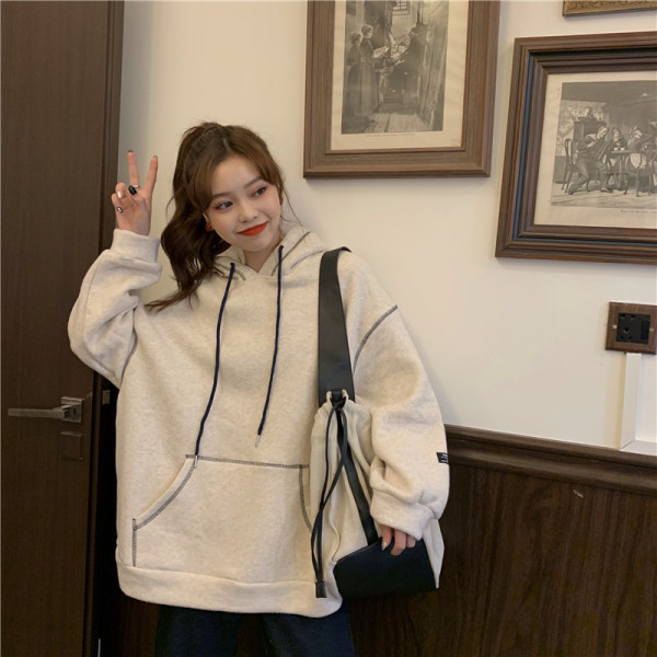 Γυναικείο αθλητικό φούτερ φαρδύ  μοντέλο με κουκούλα