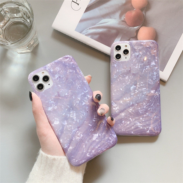 Лилав силиконов калъф с лъскав ефект за  Iphone 11 Pro Max