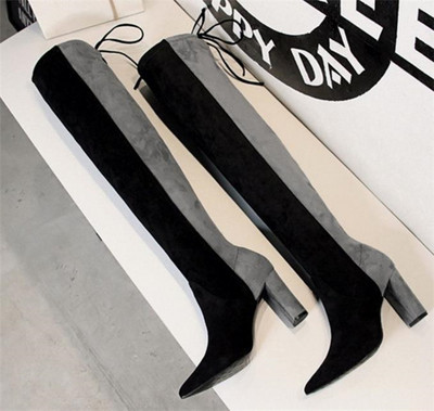 Öko velúrból készült, vastag sarkú női csizma új modellje