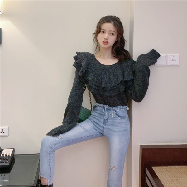 Új modellű női pulóver O-nyakkal, szürke színben