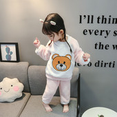 Téli gyerek pizsama lányoknak rózsaszín és sárga színben, hímzéssel