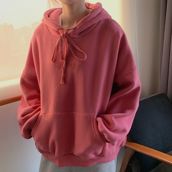 Női alkalmi pulóver rózsaszín és kék színben, nyakkendővel