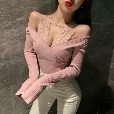 Γυναικεία μπλούζα με μακρύ μανίκι με ιμάντες ώμου δαντέλας