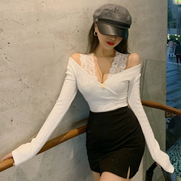 Γυναικεία μπλούζα με μακρύ μανίκι με ιμάντες ώμου δαντέλας