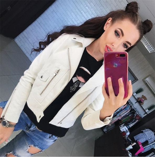 Női bőrdzseki spitz nyakkivágással, fehér, fekete és piros színben