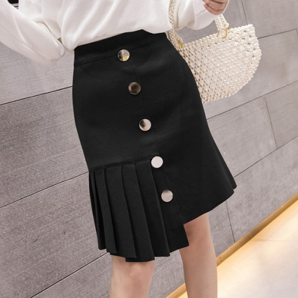 Modern aszimmetrikus redős szoknya gombokkal