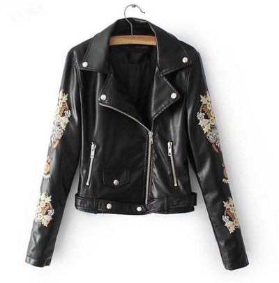 Női bőrdzseki színes fekete, szürke és piros hímzéssel