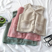 Alkalmi női mellény három színben, zsebekkel és V-nyakkal