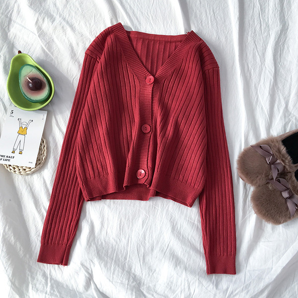 Női alkalmi kardigán három színben, gombokkal és V-nyakkal
