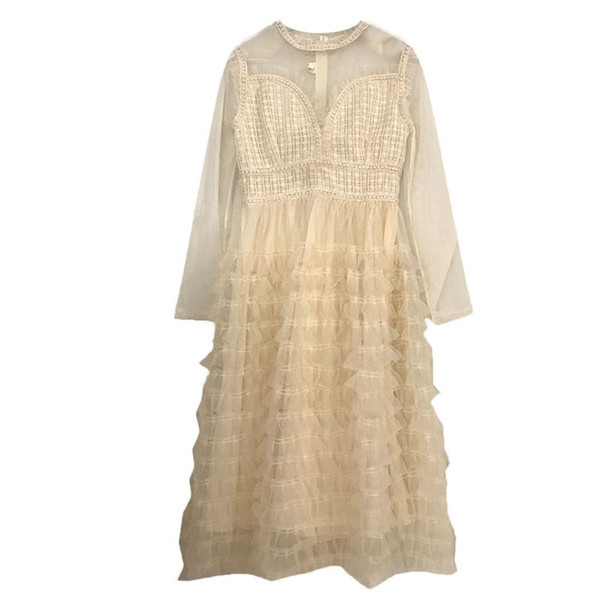 Stílusos női ruha tüll és pólógallérral fekete, bézs és lila színekben