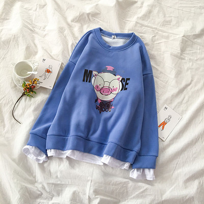 Női blúz három színben, ovális nyakkivágással és rátéttel