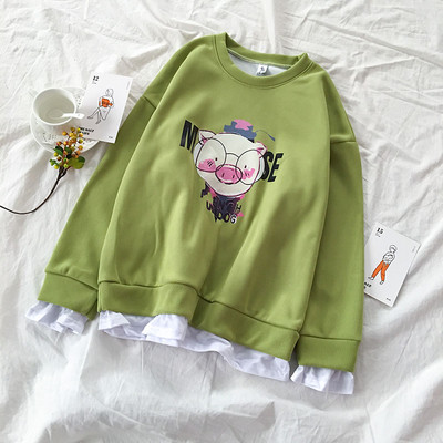 Női blúz három színben, ovális nyakkivágással és rátéttel