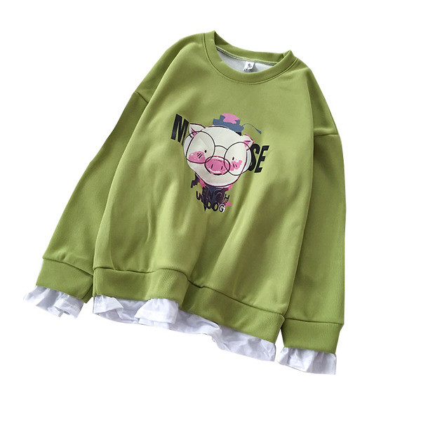 Női blúz három színben, ovális nyakkivágással és rátéttel