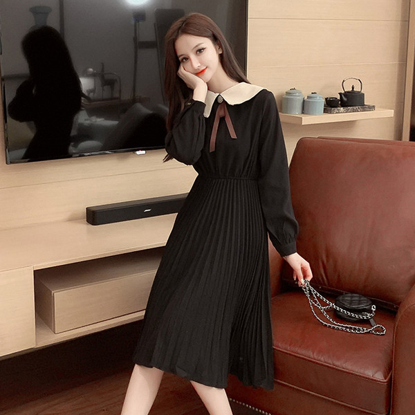 Rochie lunga plisata in stil retro inchis