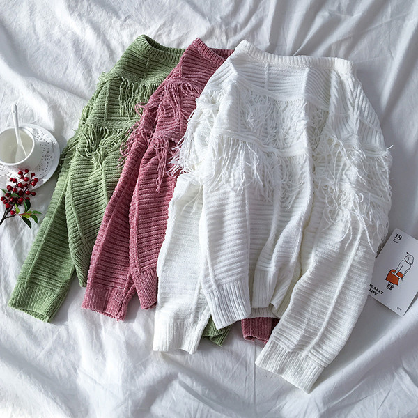 Γυναικείο πουλόβερσε τρία χρώματα με κρόσσια και οβάλ ντεκολτέ