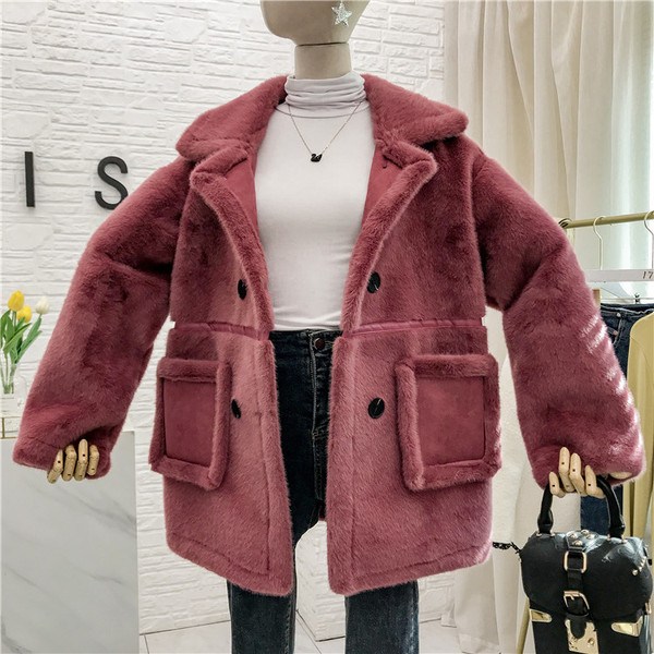 Női kabát széles modell gombokkal és zsebekkel, három színben