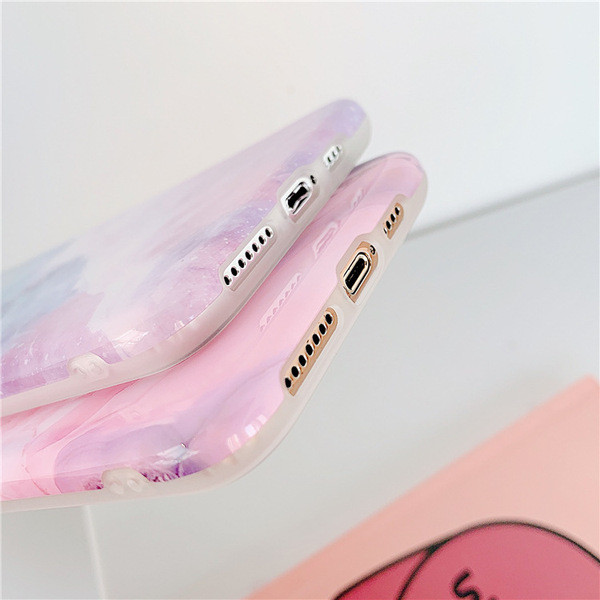 Márvány hatású és irizáló színekkel díszített tok Iphone 11 Pro Max készülékhez - két modell