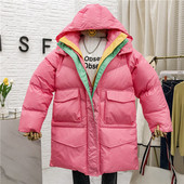 Női téli kabát kapucnival, zsebekkel és cipzárral több színben