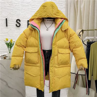 Női téli kabát kapucnival, zsebekkel és cipzárral több színben