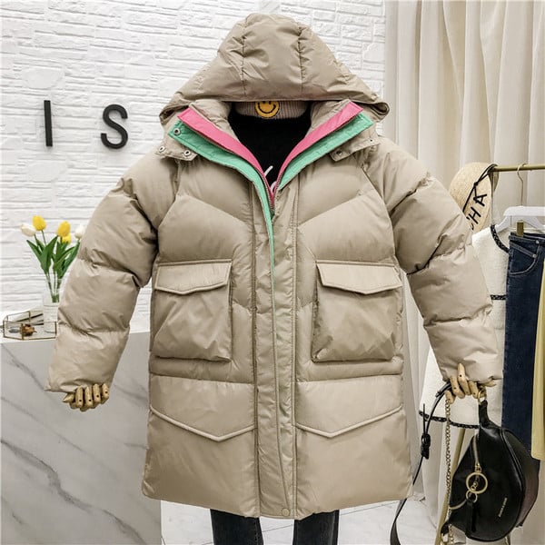 Női téli kabát kapucnival, zsebekkel és cipzárral több színben