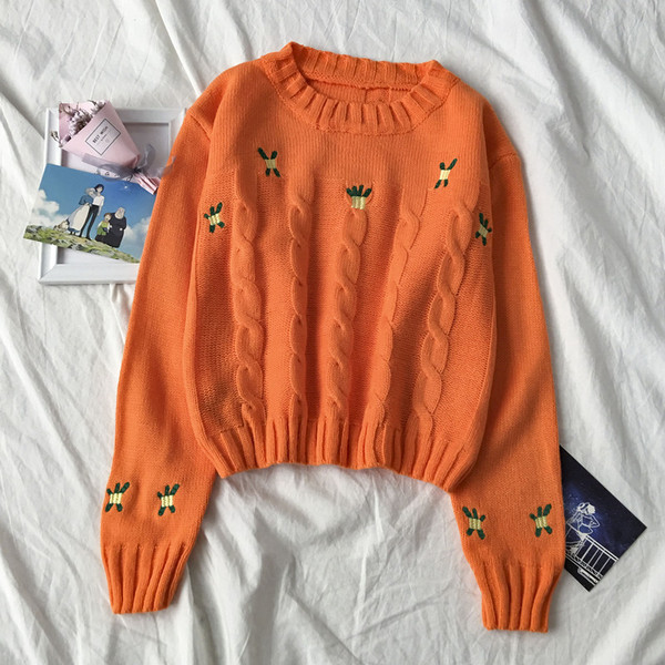 Μοντέρνο γυναικείο πουλόβερ  μοντέλο σε τέσσερα χρώματα με οβάλ ντεκολτέ