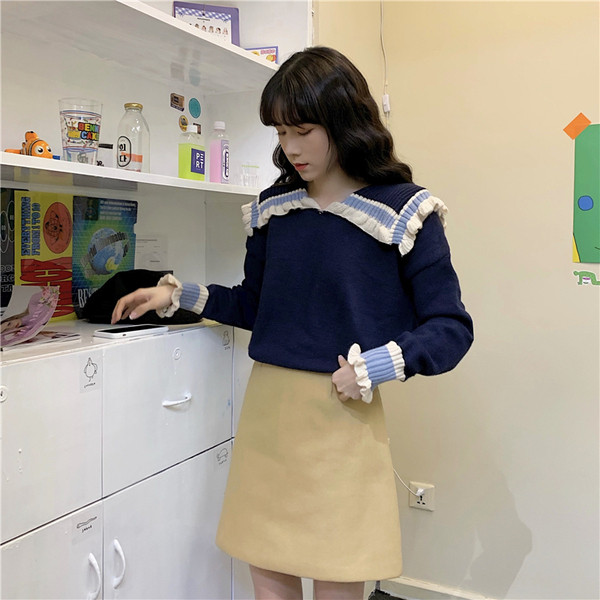 Γυναικεία κομψή μπλούζα σε δύο χρώματα μπεζ και μπλε χρώμα