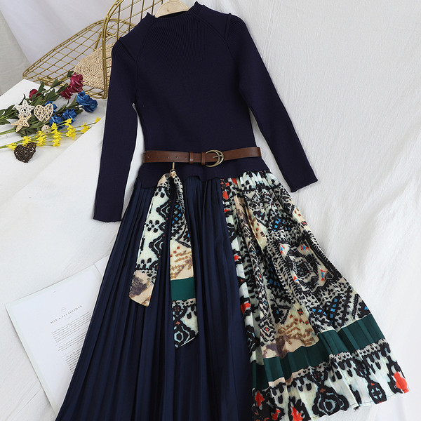 Modern női ruha több színben övvel és hosszú ujjal