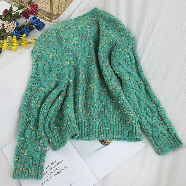 Női pulóver több színben, kerek nyakkivágással, hosszú ujjal