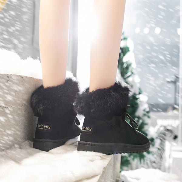 Őszi-téli női csizma puha talppal és pehelyszínnel barna és fekete színben