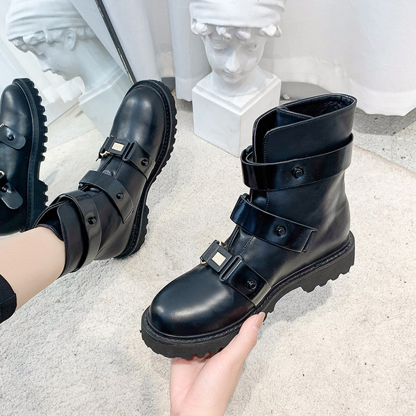 Aktuális női eko bőr csizma télre is