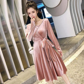 Γυναικείο βελούδο φόρεμα σε ροζ και κίτρινο χρώμα